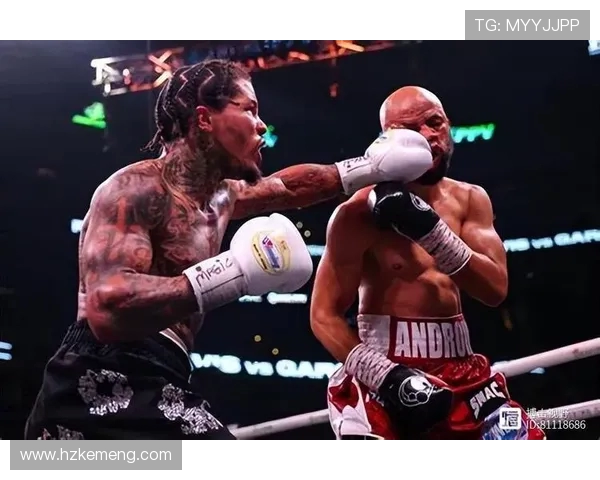 加西亚与戴维斯巅峰对决揭幕拳坛新篇章精彩瞬间回顾