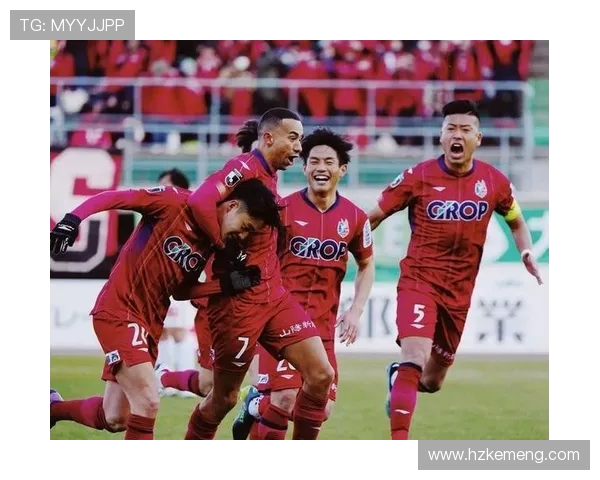 捍卫者竞赛中基多展现实力引发球迷热议与期待