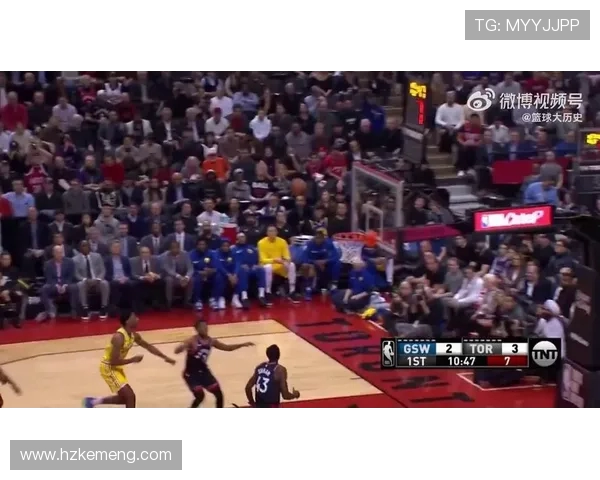 直插猛龙与勇士的激烈对决揭示NBA季后赛新格局的精彩瞬间 直插猛龙与勇士的激烈对决揭示NBA季后赛新格局的精彩瞬间